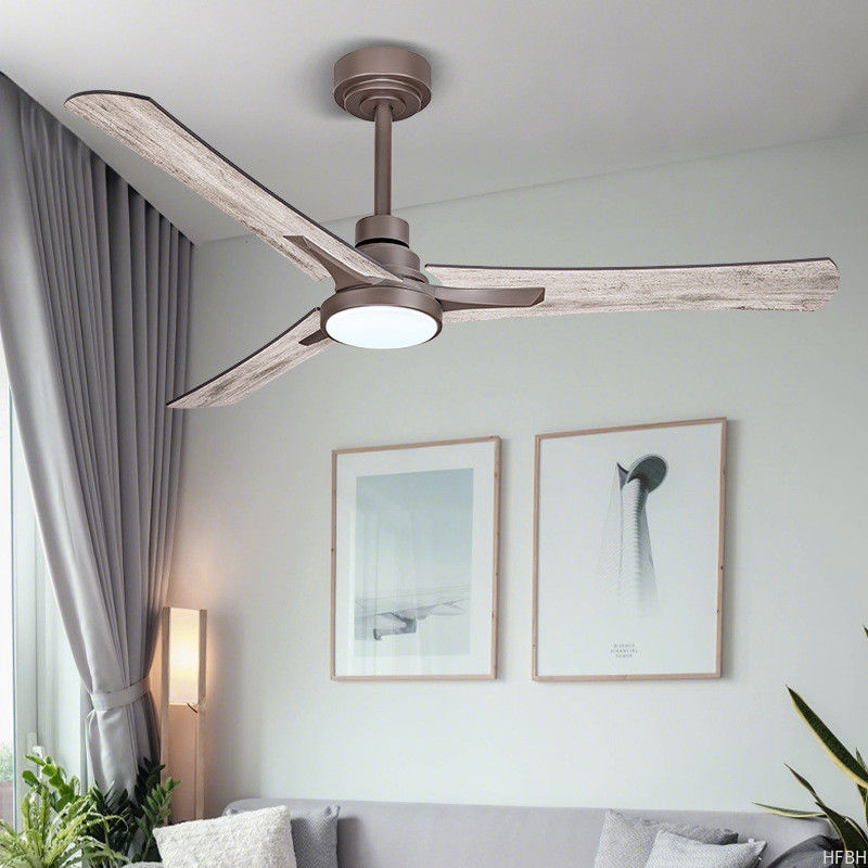 Custom Adjustable Light Ceiling Fan , 3 Reversible Blade Ceiling Fan With Light And Remote